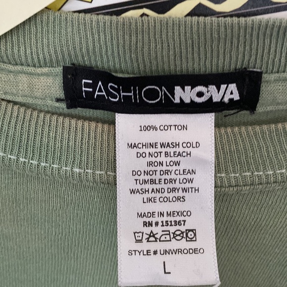 Fashion Nova tee brand new quality tee, only worn once - Picture 3 of 3